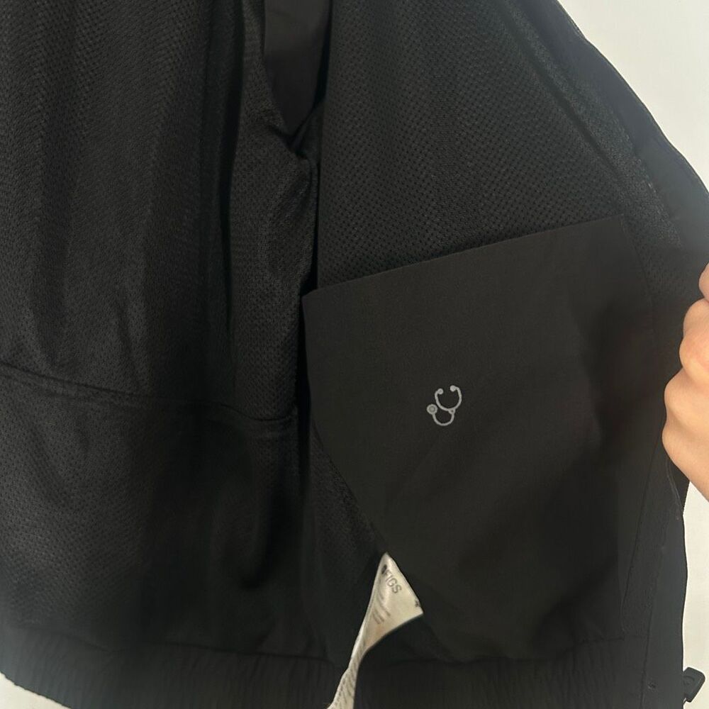 FIGS Technical Collection Scrub Jacket Black Size Small S - Picture 5 of 8